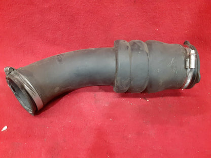 2005 - 2012 Volvo C70 Air Resonator Pipe / Turbo / Intercooler - 08692401