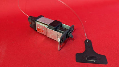 2009-2015 Kia Sorento Petrol Gas Fuel Filler Door Latch Release Actuator