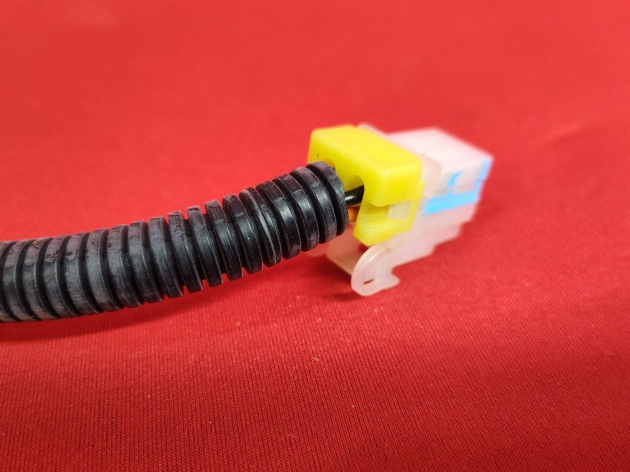 2004-2005 Mopar Dodge Chrysler Jeep Front LEFT DRIVER Seat Switch w/ Bezel