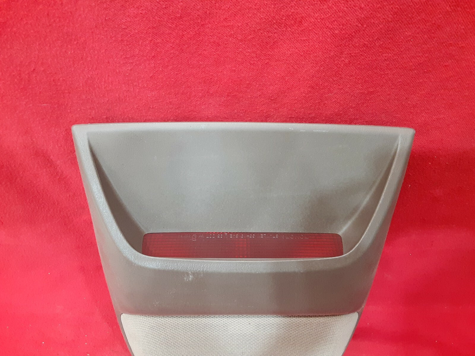 1997 1998 1999 2000 Lexus ES300 Brown High Mount Third Brake Light T64033-33070