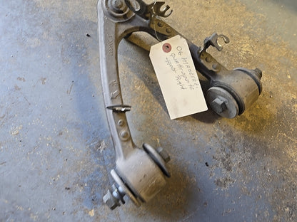 2006 Maserati Quattroporte Front Right Upper Control Arm Lever 212766