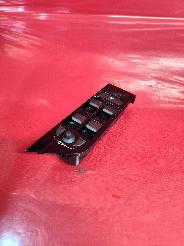 2015-2019 Land Rover Range Rover Evoque LEFT DRIVER Master Window Lock Swtich