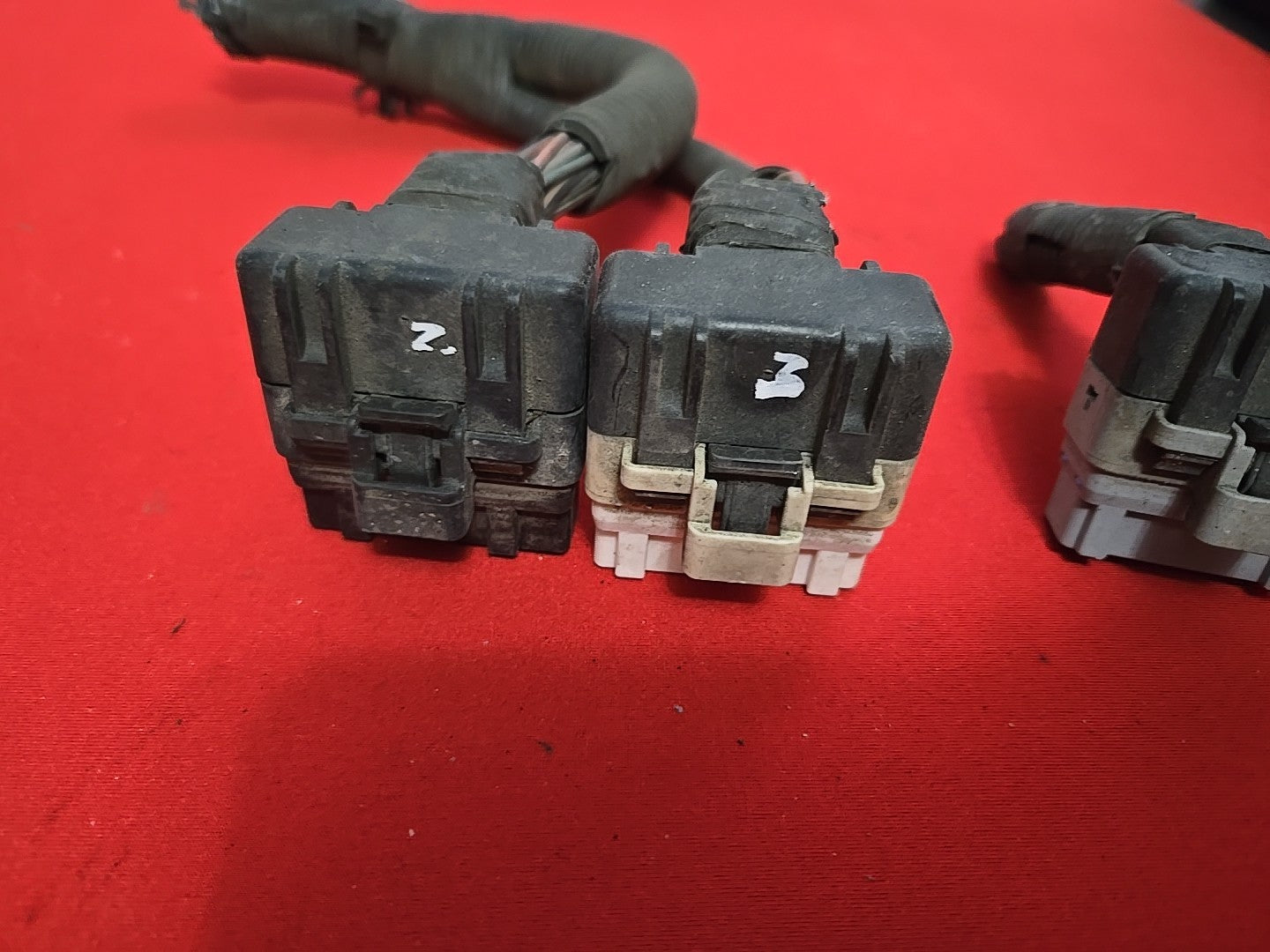 2004 Jeep Grand Cherokee 4.7L V8 Engine Powertrain Control Module - PIGTAILS