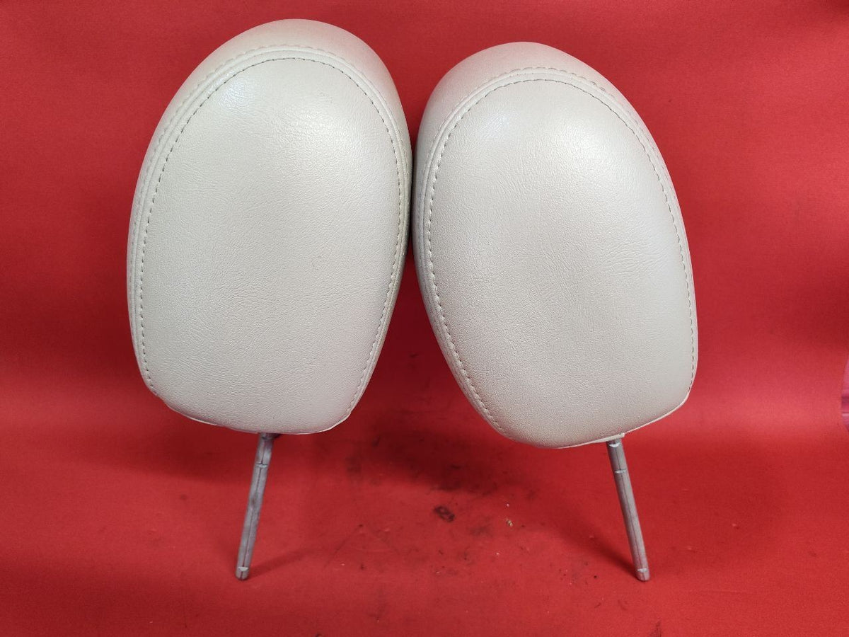 2003-2007 Chevrolet Chevy Cadillac GMC FRONT Headrest Set Leather Beige
