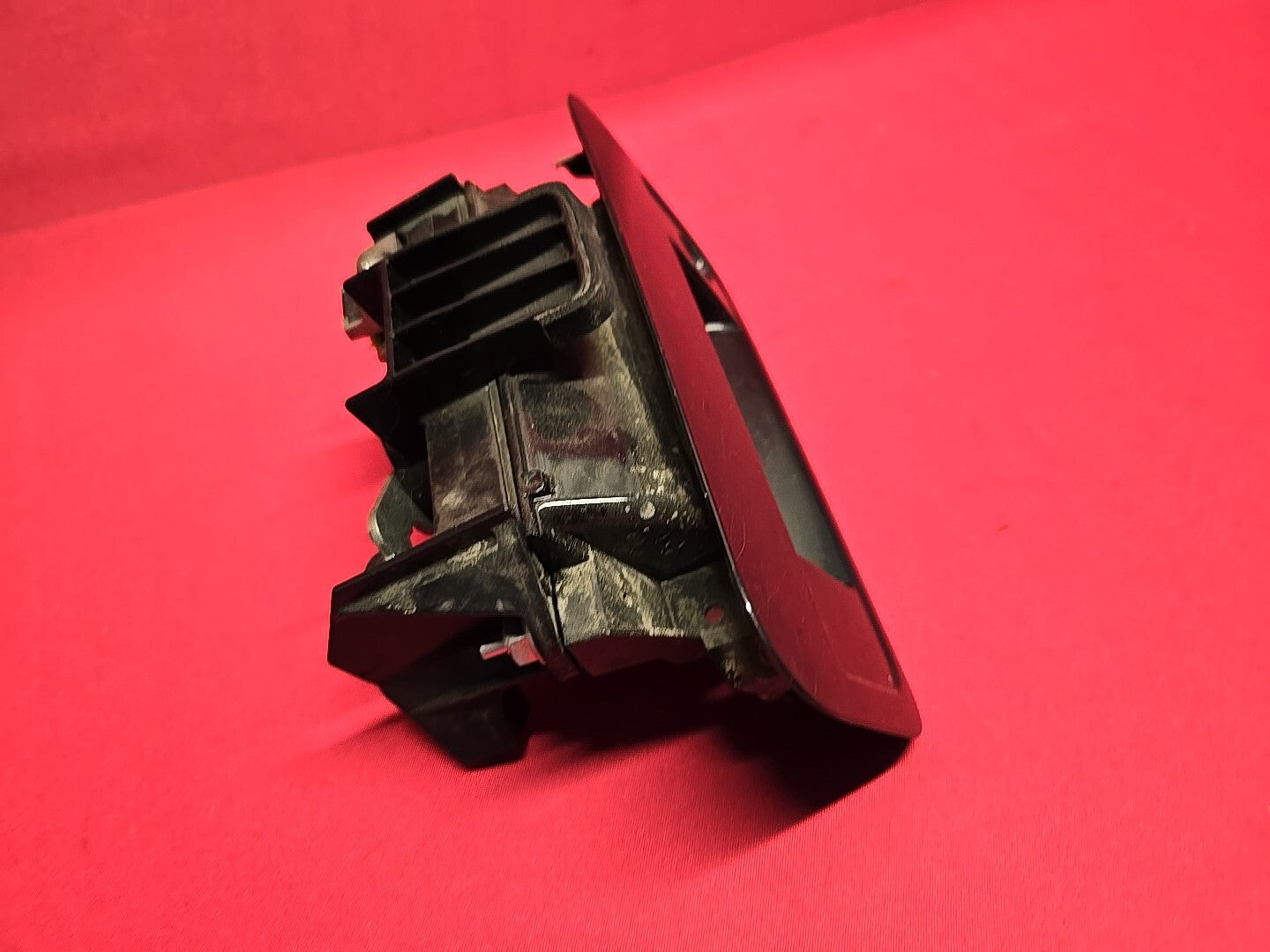 2009 2010 Pontiac Vibe REAR Liftgate Hatch Handle 19U Black Pearl Metallic