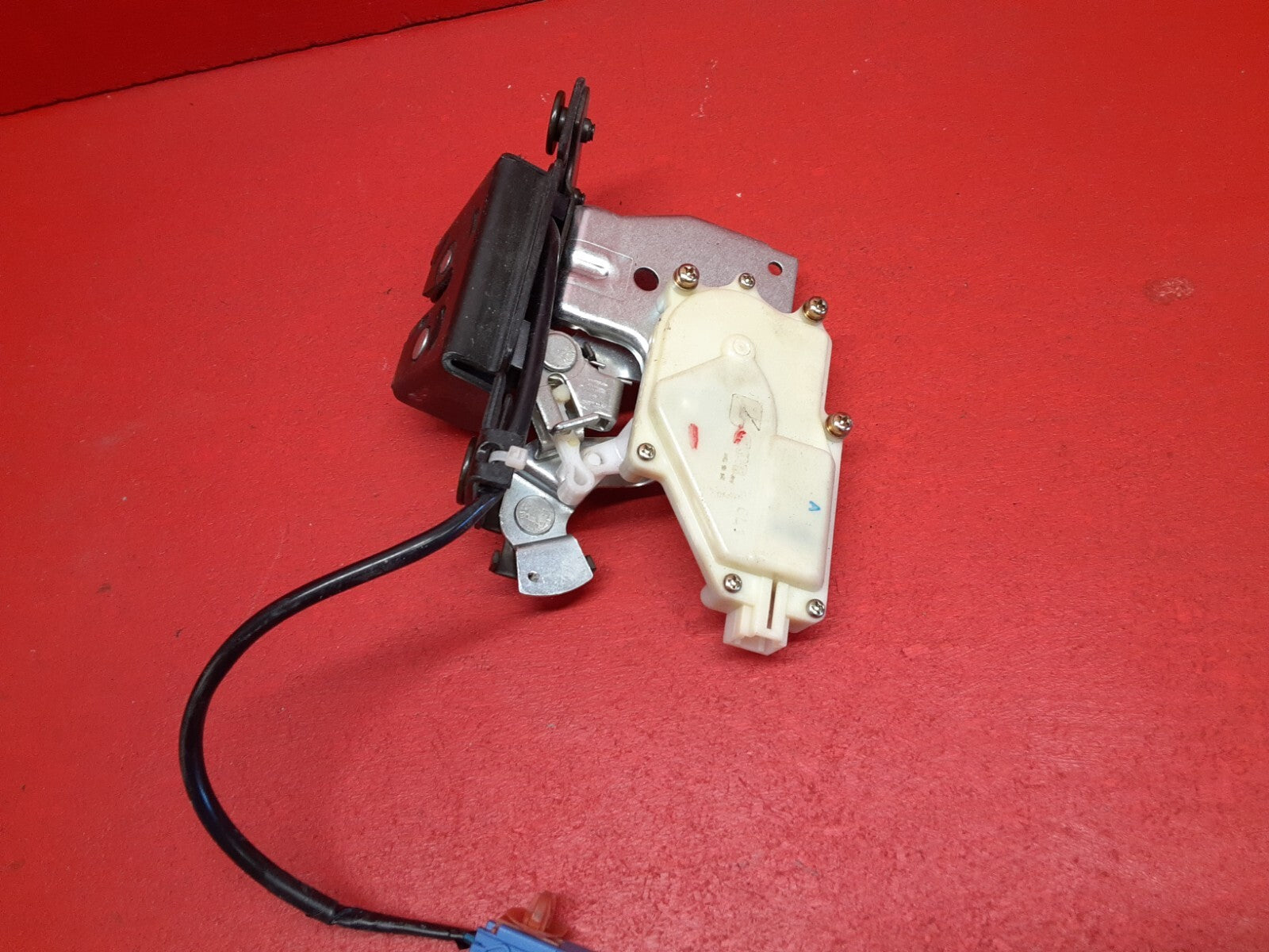 2001 - 2006 Acura MDX Liftgate Tailgate Tunk Latch Lock 74800-S3V-A01