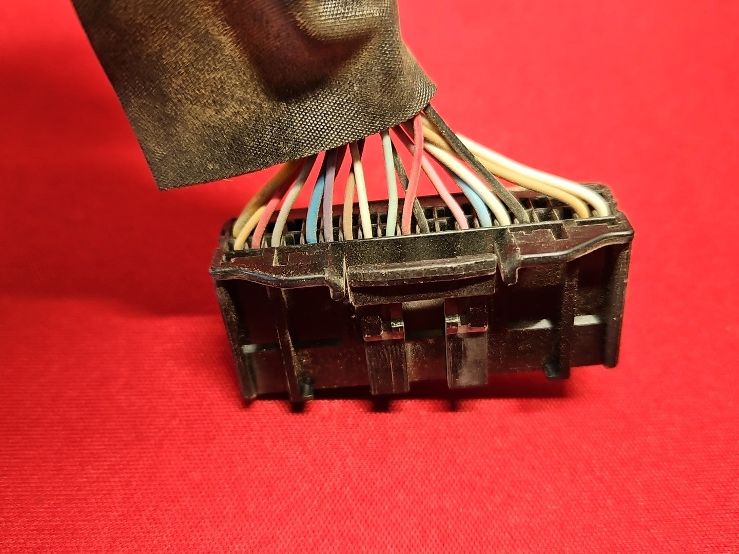 2011-2013 Toyota Tundra 4WD Transfer Case Control Module - PIGTAIL WIRES ONLY