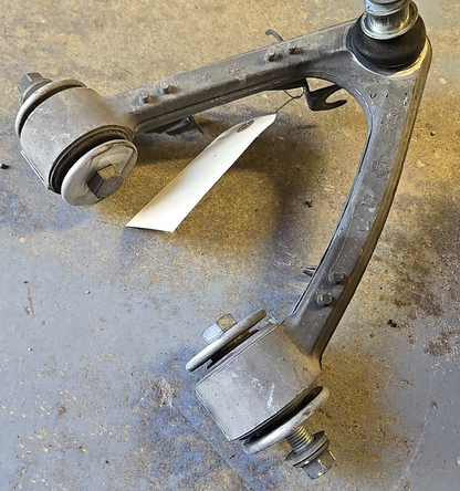 2006 Maserati Quattroporte Front Right Upper Control Arm Lever 212766