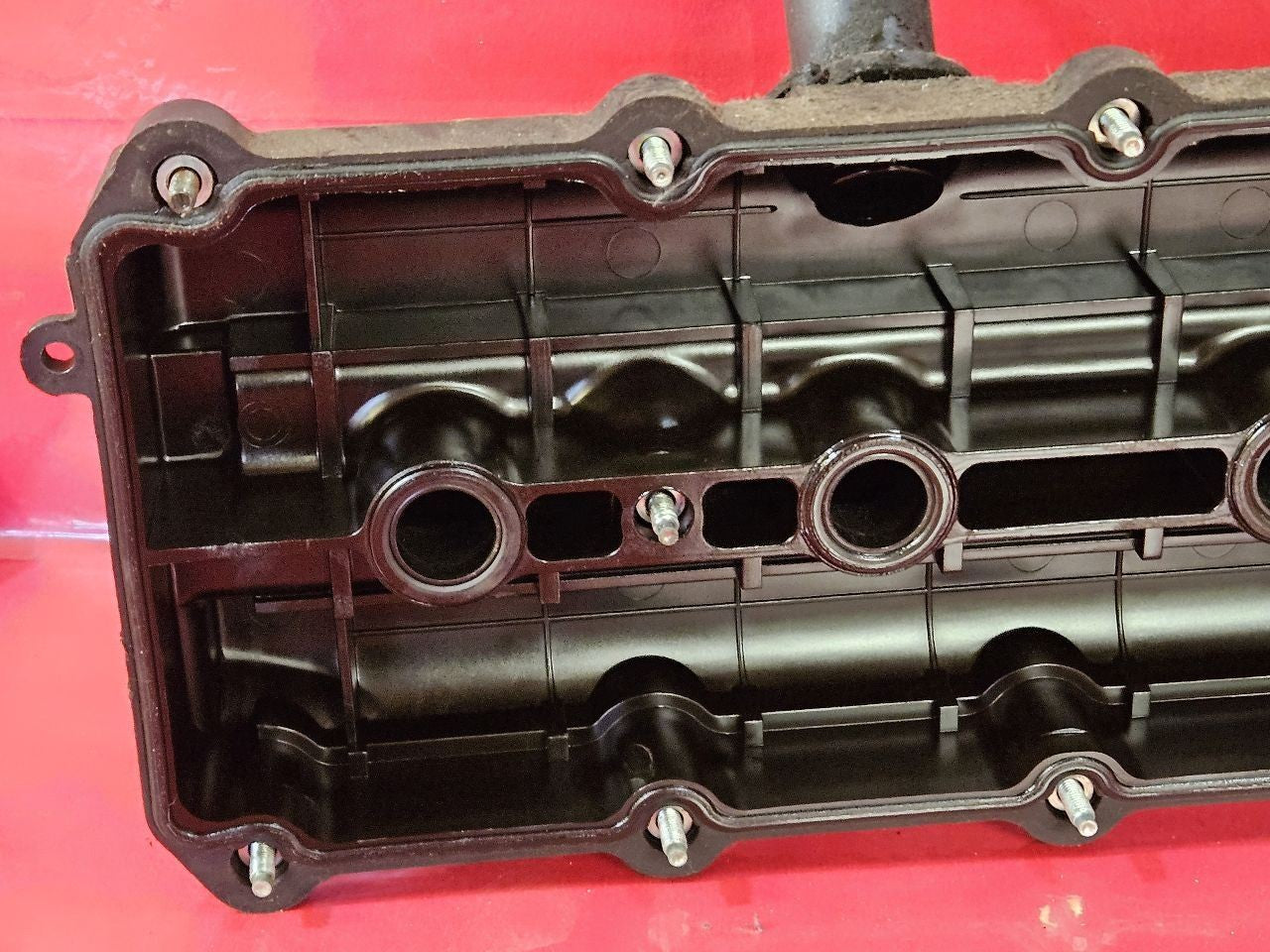 2006-2009 Range Rover / Sport 4.2L LEFT DRIVER Cylinder Head Rocker Valve Cover