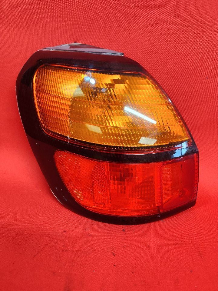 2000-2004 Subaru Outback STATION WAGON ONLY Left Driver Outer Tail Light Lamp