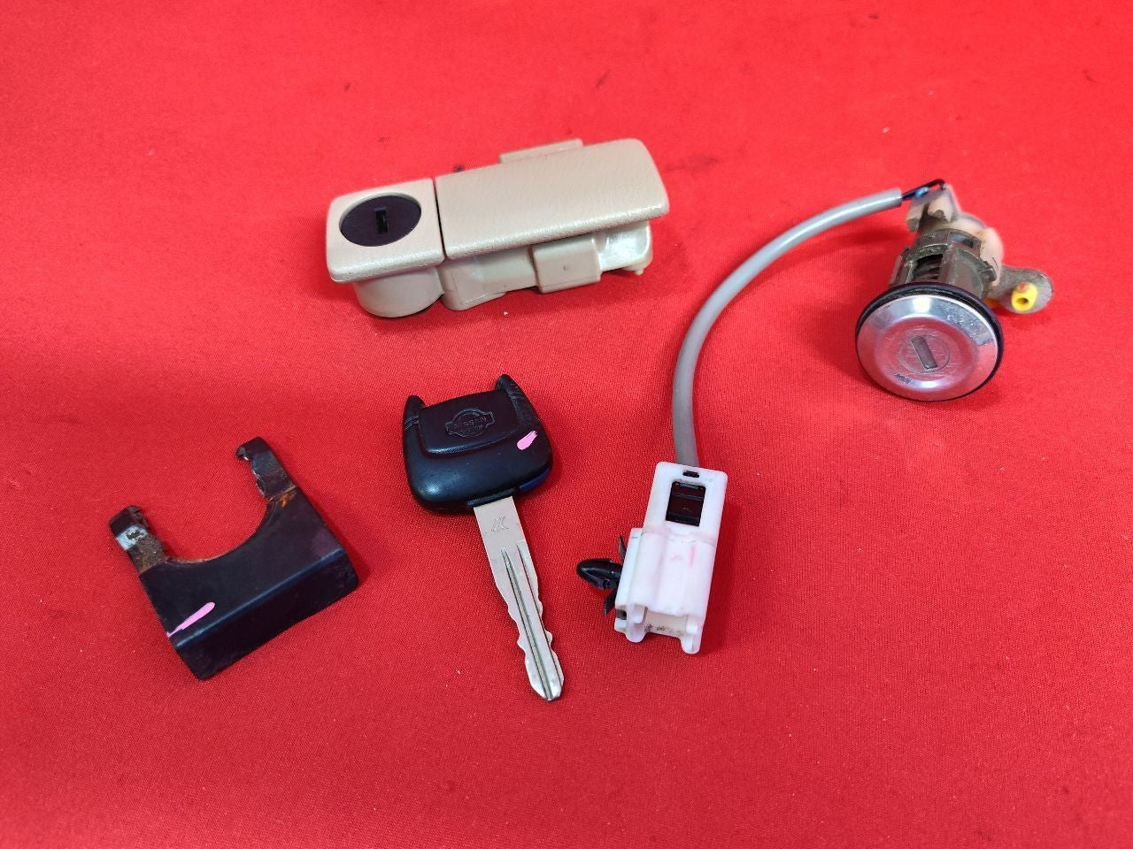 2000-2003 Nissan Maxima Ignition Switch Lock Cylinder Door Tumbler Key SET