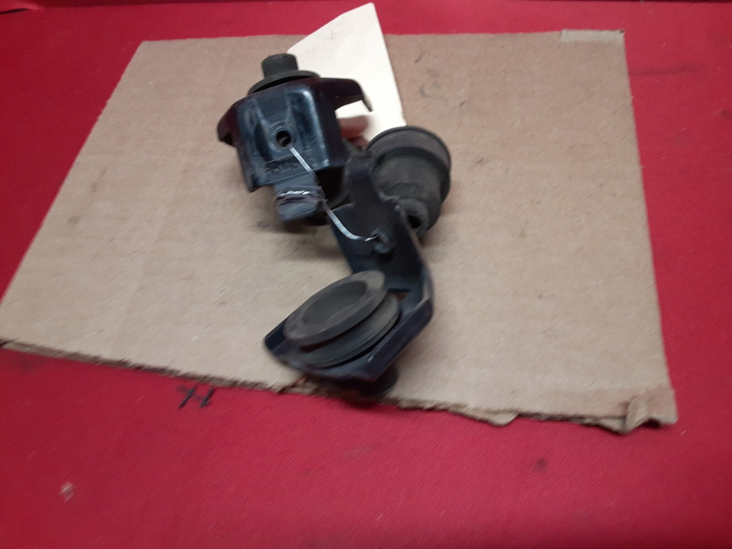 2007 - 2012 Mazda CX9 CX-9 AC A/C Condenser SUPPORT BRACKET SET Top & Bottom