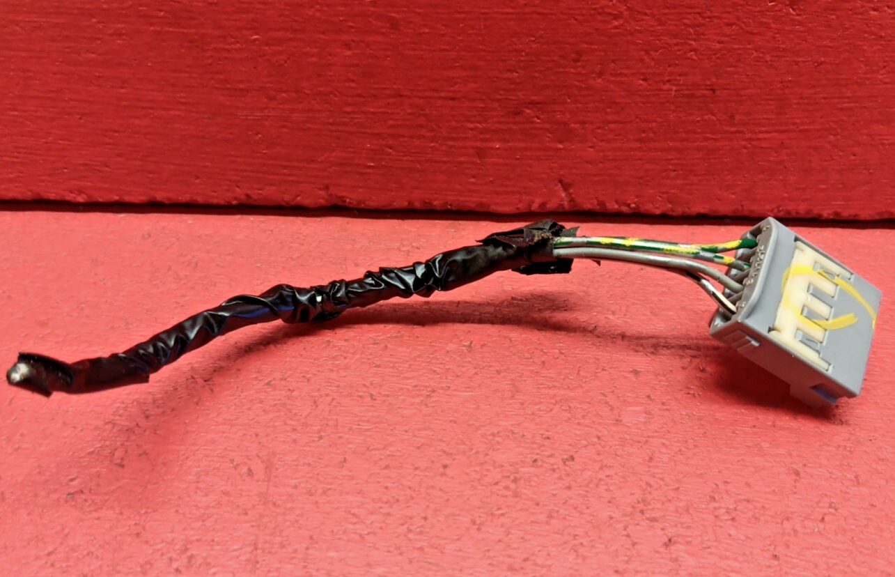 2003 - 2009 Toyota 4Runner 4x4 Differential Lock Switch PITGAIL ONLY