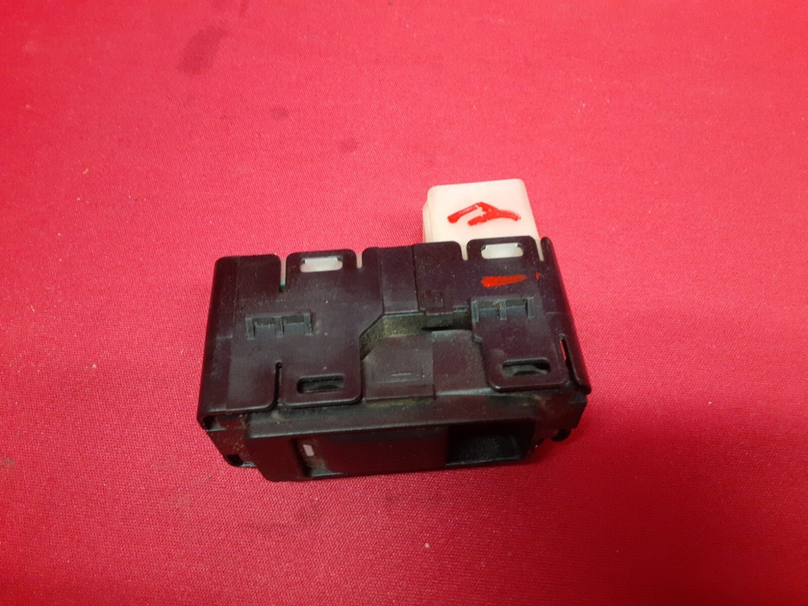 2007 - 2014 Chrysler Dodge Jeep REAR Right / Left Window Switch 1 Gang 4602787AA