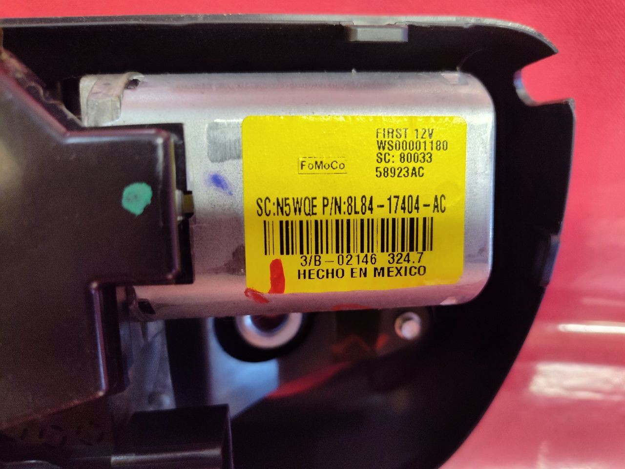 07-11 Mercury Mariner 07-12 Escape Rear Liftgate Tailgate Wiper Motor w/ Covers
