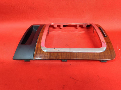2005-2007 Jeep Grand Cherokee A/T 4WD Shifter Bezel Prem Woodgrain Quadra Drive