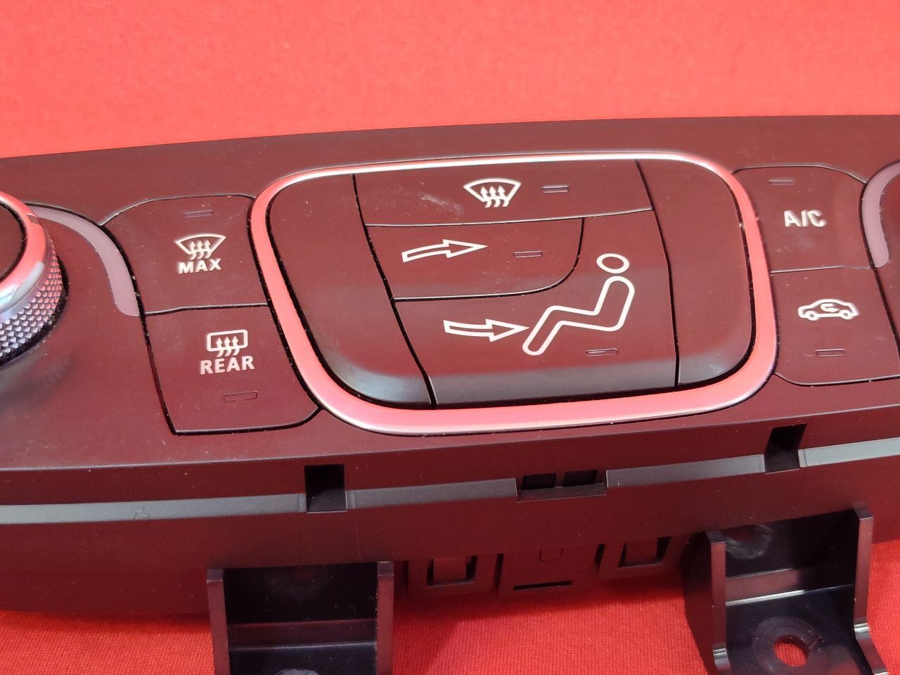 2018 Chevy Chevrolet Equinox Front Dash HVAC Climate Temperature Control Unit 