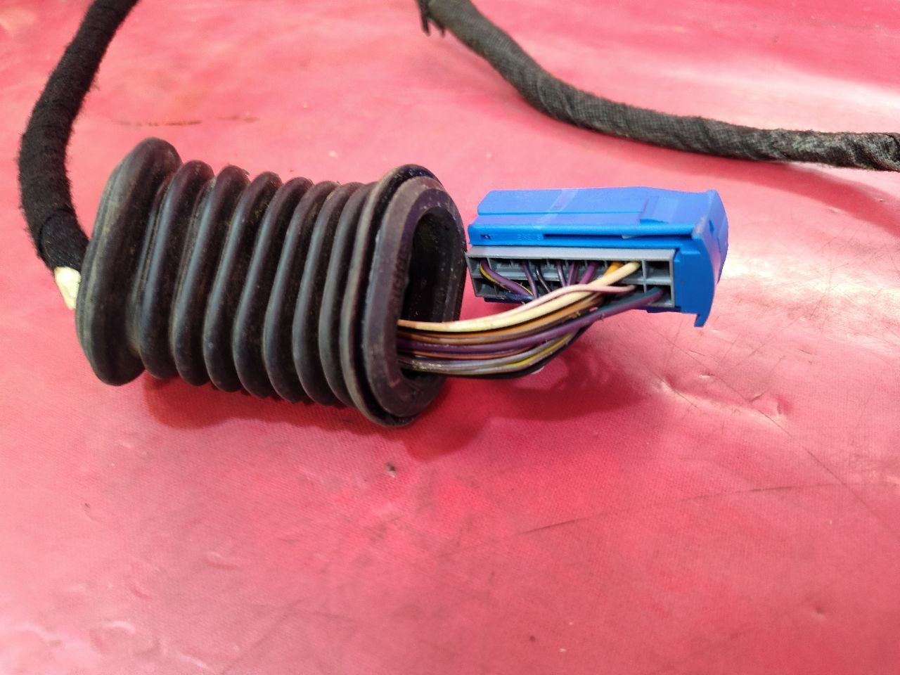 2012 Fiat 500 2-Door Coupe FRONT RIGHT PASSENGER Door Jumper Wiring Harness