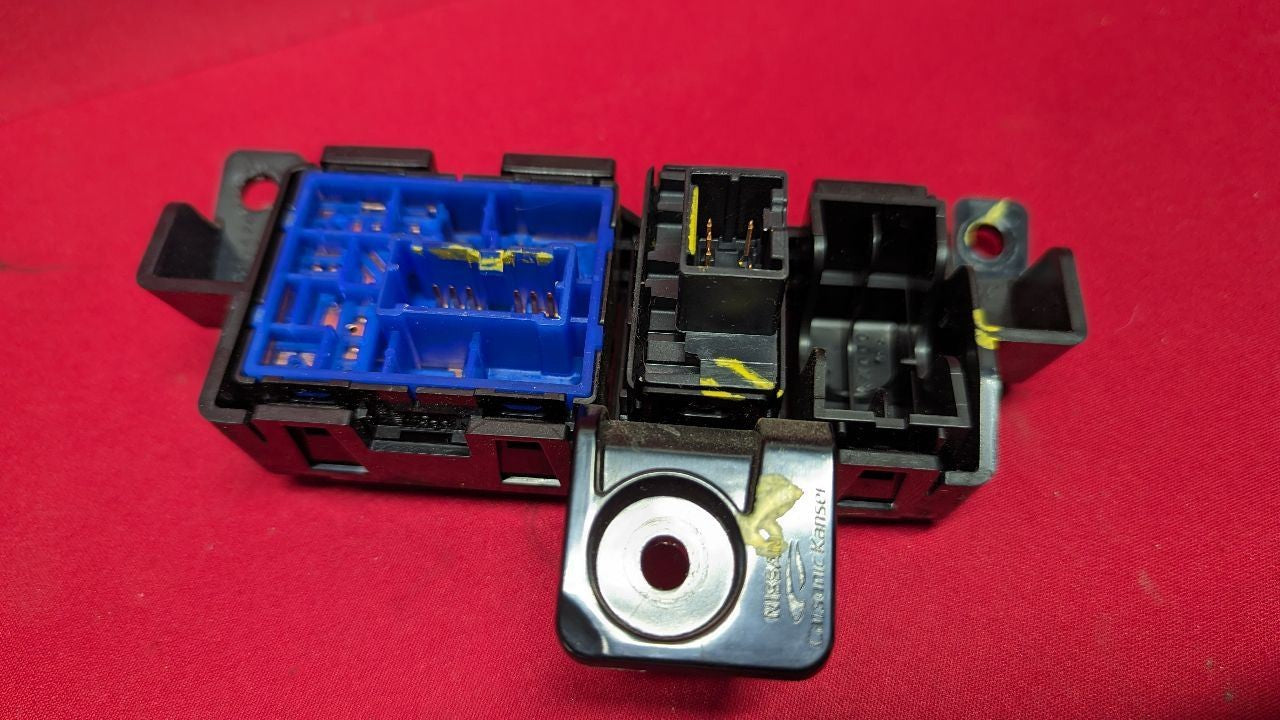 2011-2017 Infiniti QX56 QX80 Wing Door Mirror Power Tilt Power Door Switches