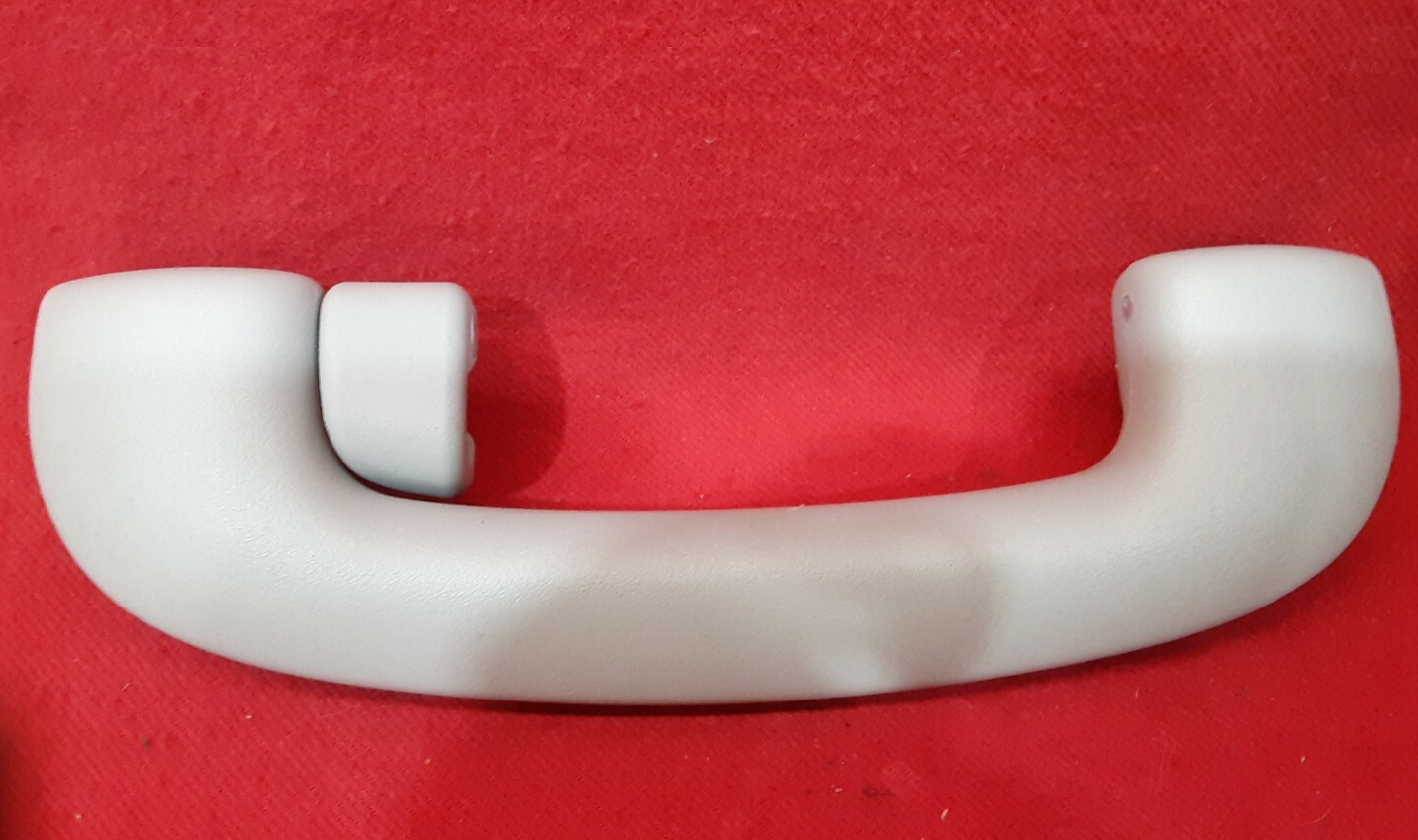2014 - 2019 Kia Soul LEFT DRIVER REAR Interior Grab Handle Light Grey Textured