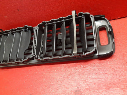 1998 - 2000 Volvo S70 V70 C70 CENTER Front Air Vent Grille A/C Heater Dash Panel