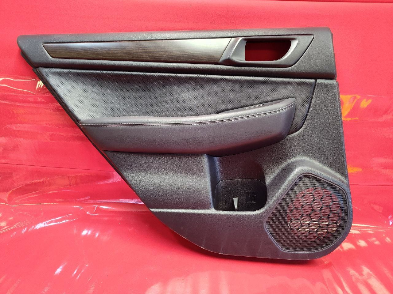 15-16 Subaru Legacy Outback REAR LEFT DRIVER Door Interior Trim Panel Leather