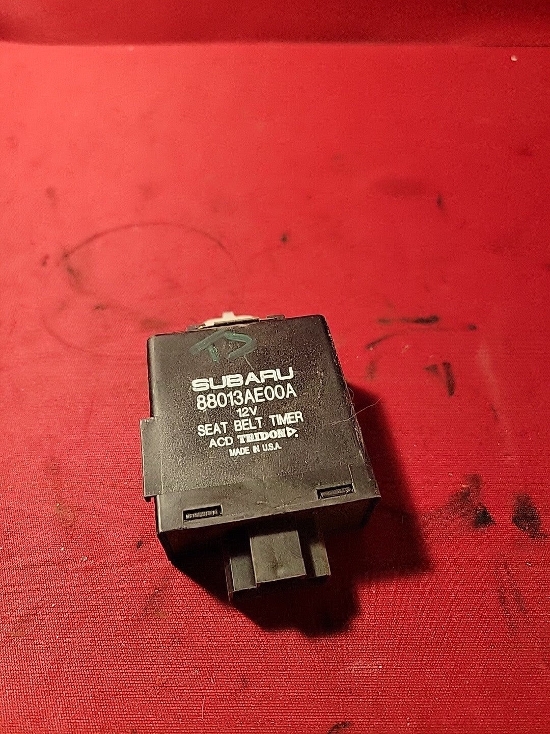 2001 Subaru Outback  Key Warning unit 88013AE00A