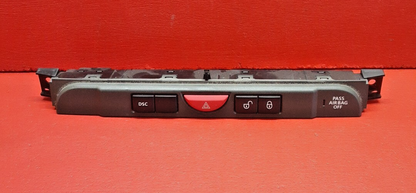 2005 2006 2007 Land Rover LR3 Hazard Switch Lock Switch Assembly YUL500450WUX