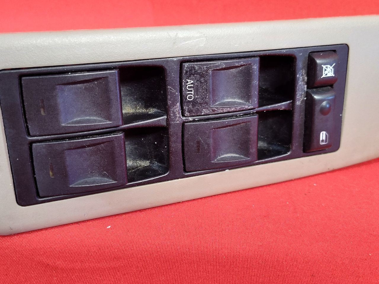2004 2005 Dodge Durango Driver Door Master Window Lock Mirror Switch w/ Bezel