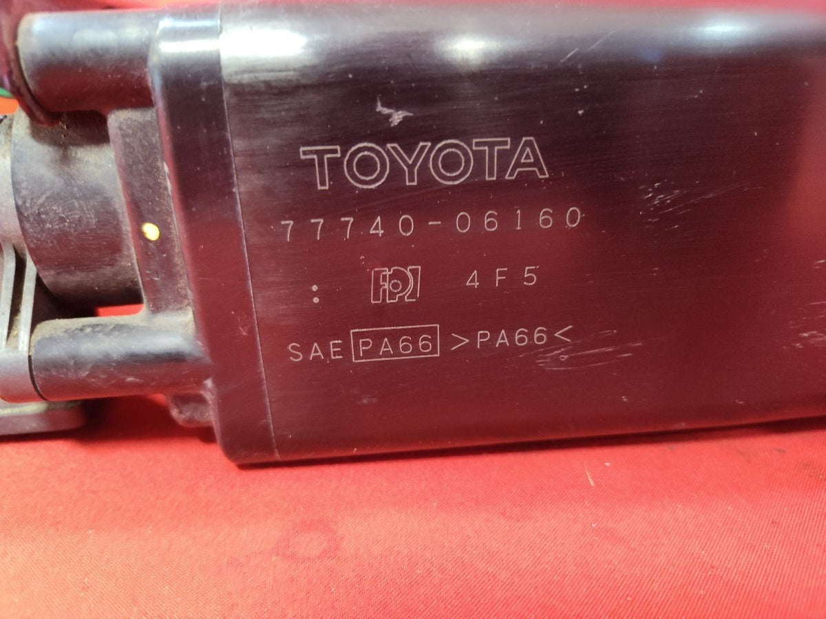 2004-2006 Toyota/ Lexus ES330 Evaporative Emissions Charcoal Fuel Vapor Canister