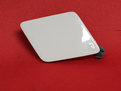 2011-2016 BMW 528i 535i 550i Front Bumper Tow Hook Cover 300 Alpine White