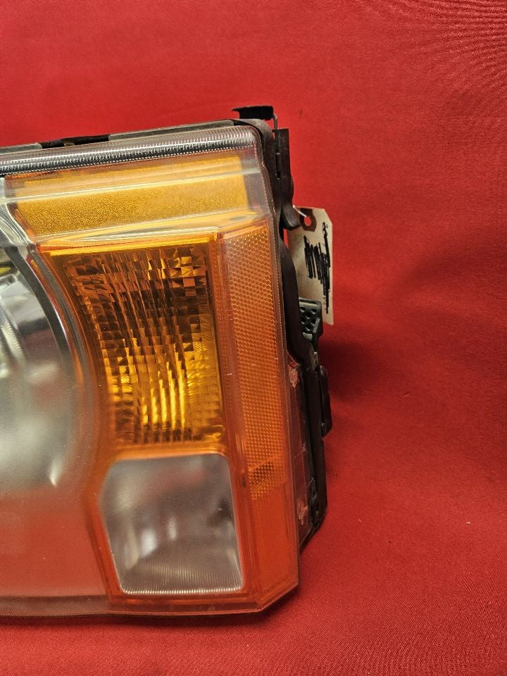 2005 - 2009 Land Rover LR3 HSE/SE Left Driver Headlight Lamp BI-XENON HID