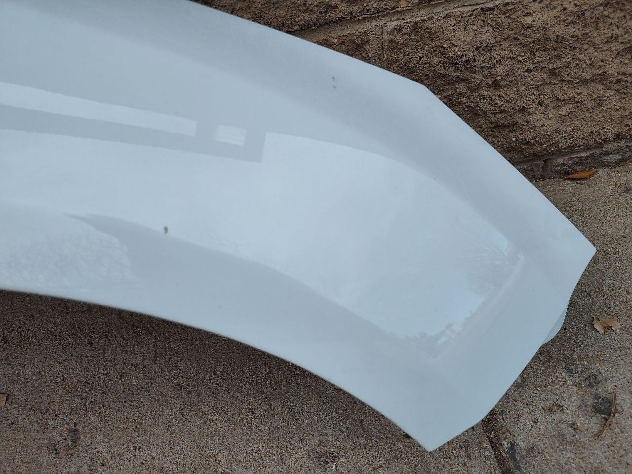 2012-2018 Ford Focus / EV - RIGHT PASSENGER Fender YZ / PNYW30 Oxford White