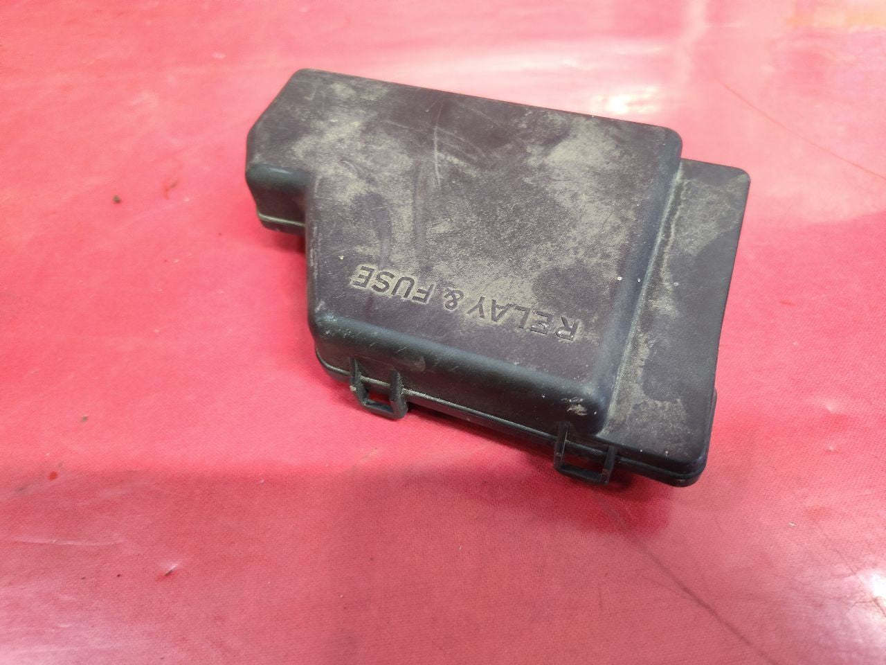 2001-2003 Toyota Prius 1st Gen Engine Bay Fuse Box Junction Block 82721-47010