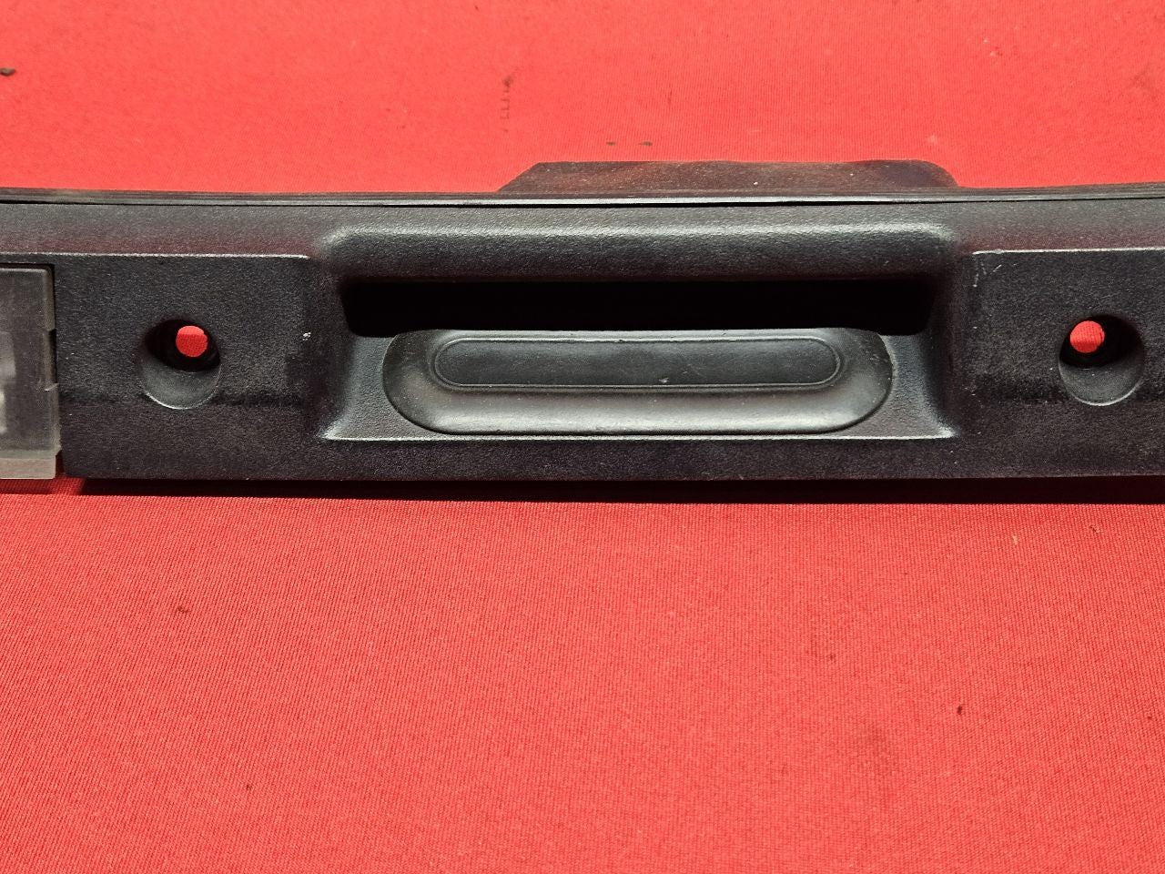 2003-2012 Range Rover HSE Rear Hatch Liftgate Tailgate License Lamp Handle Trim