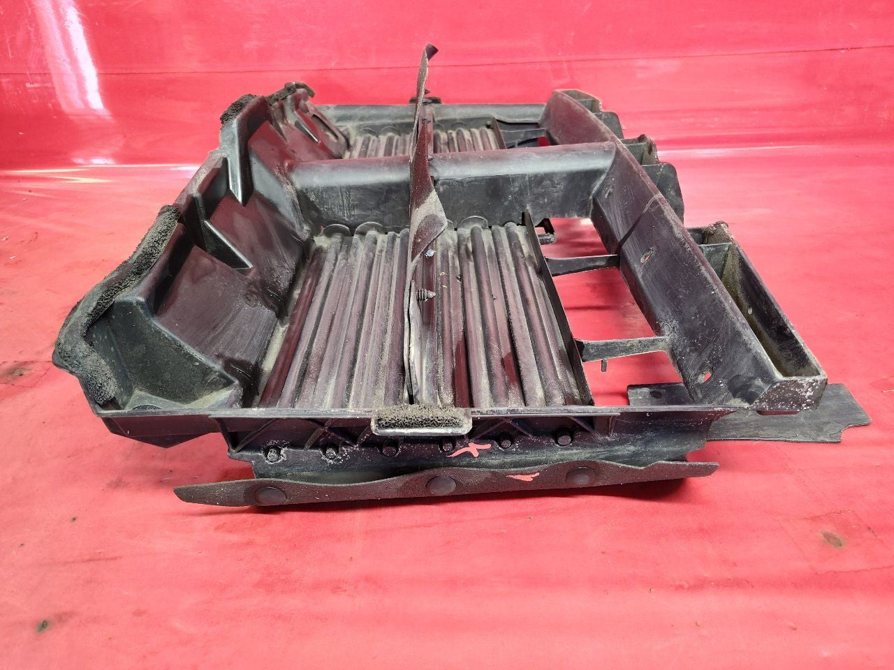 2013-2024 Dodge Ram 1500 Radiator Active Air Shutter Grille 68302660AB