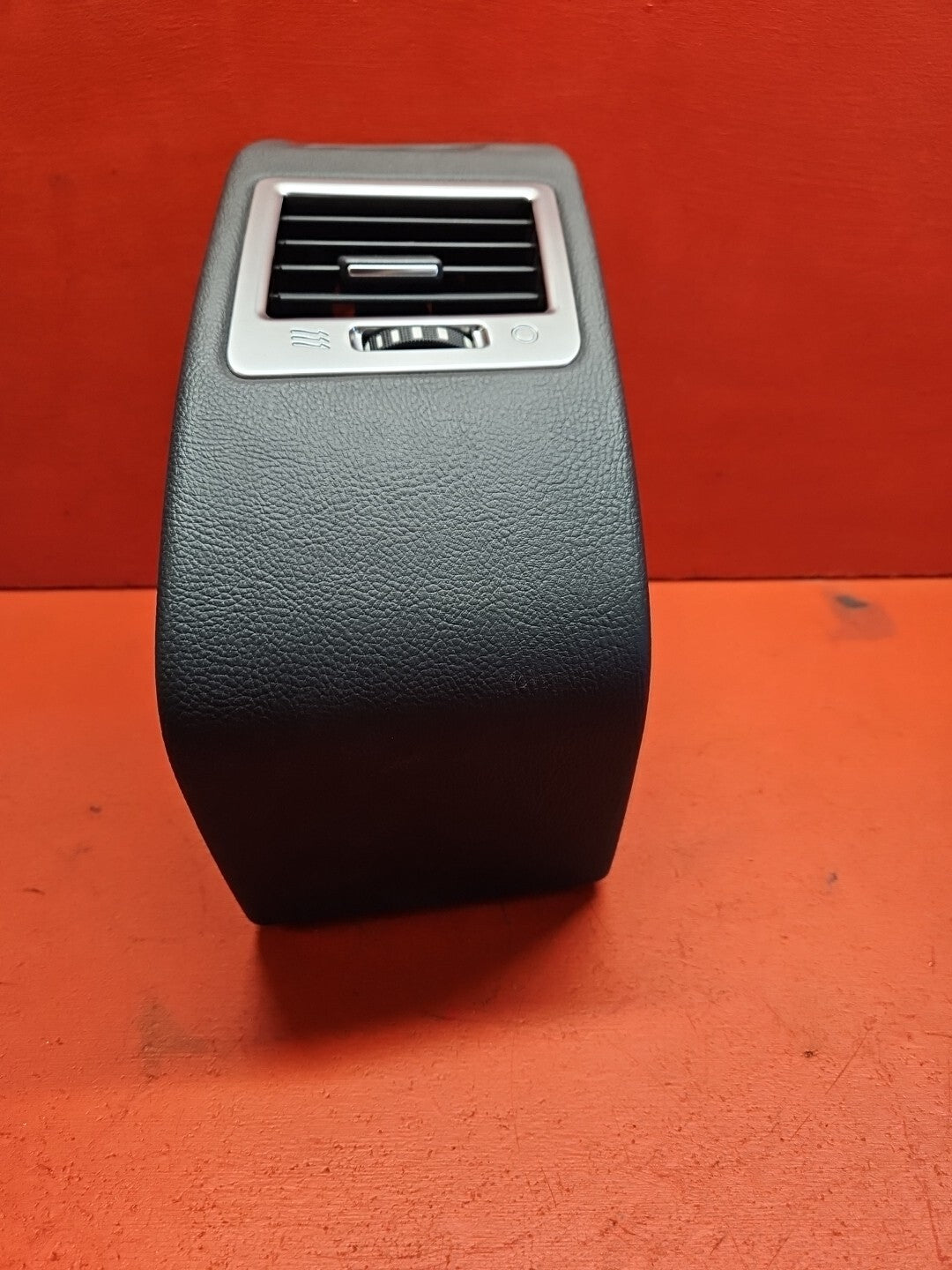 2010-2013 Range Rover Sport Outer Right Passenger Air HVAC Dash Vent LR041689