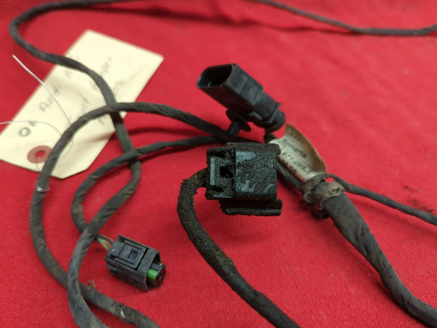 2005 2006 2007 2008 S4 A4 & Quattro Front Bumper Wiring Harness 8E0-971-095-T