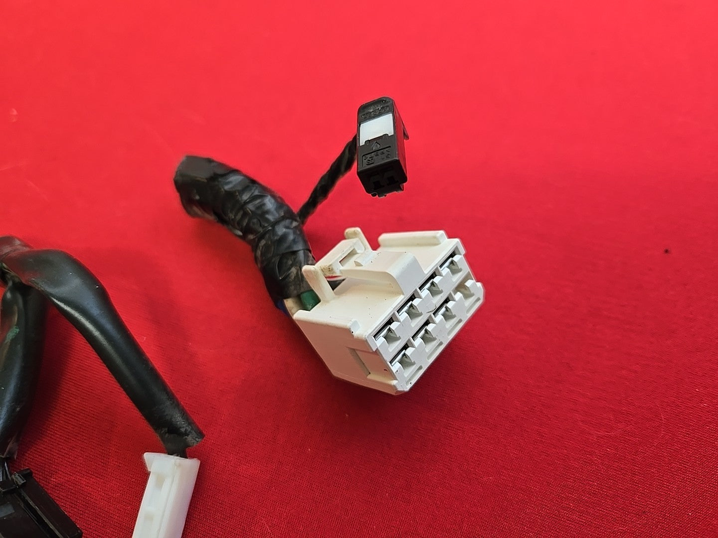 2015-2019 Subaru H4 Auto Trans Ignition Lock Cylinder - PIGTAIL WIRES ONLY