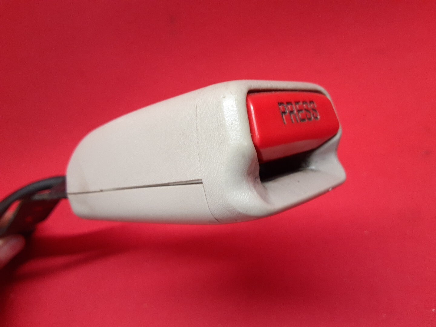 2007 2008 2009 Mazda CX-7 FRONT LEFT DRIVER Seat Belt Buckle EGY1-57-680A-34
