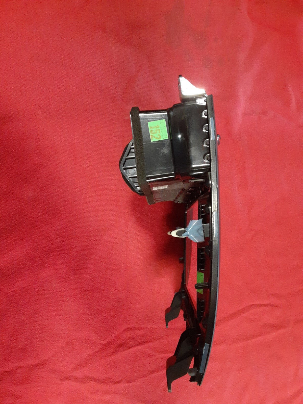 2013 - 2019 Lincoln MKT Dash Navigation Trim Air Vent Bezel DE9Z-7404320-AA