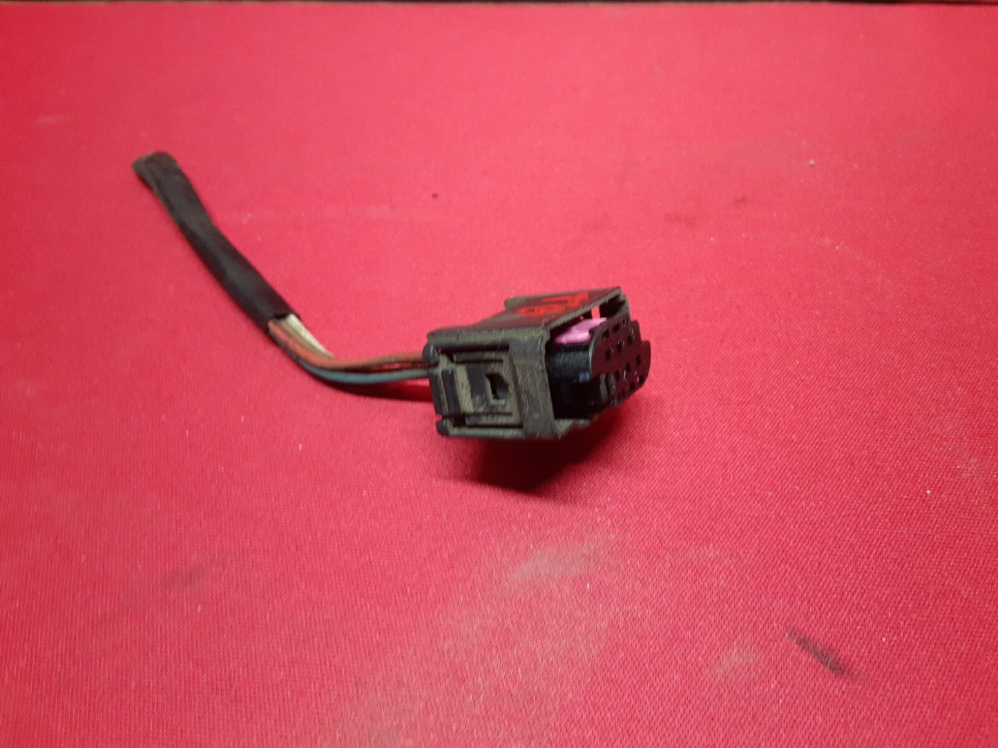 2003 2004 2005 Land Range Rover HSE 4.4L V8 Throttle Body MHI000010  - PIGTAIL