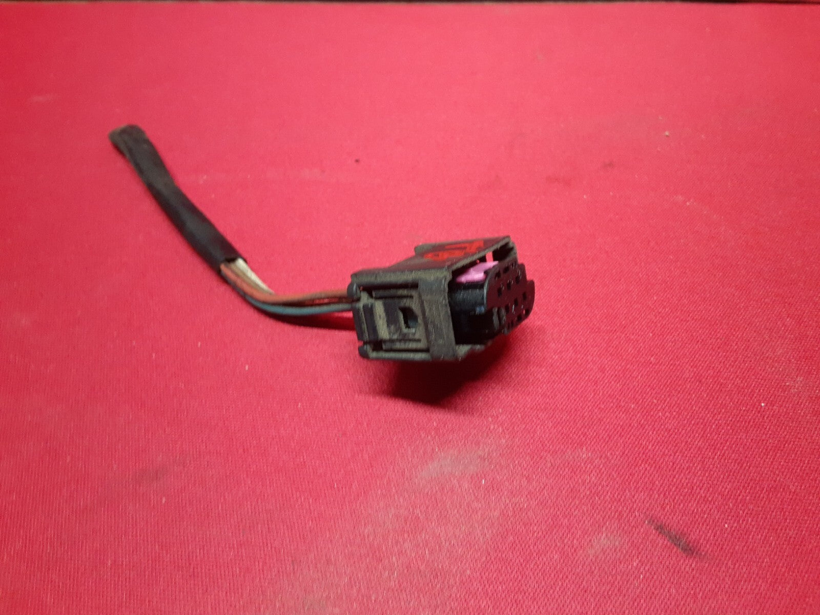 2003 2004 2005 Land Range Rover HSE 4.4L V8 Throttle Body MHI000010  - PIGTAIL