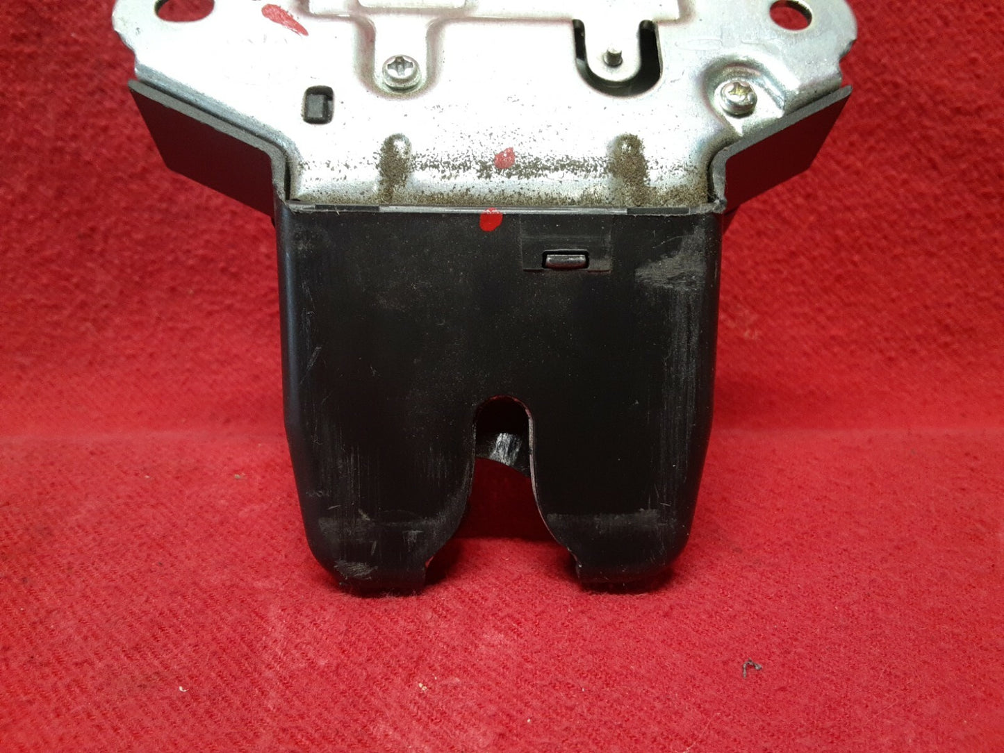 2011 2012 2013 2014 2015 2016 Hyundai Elantra Trunk Deck Lid Latch Lock Actuator