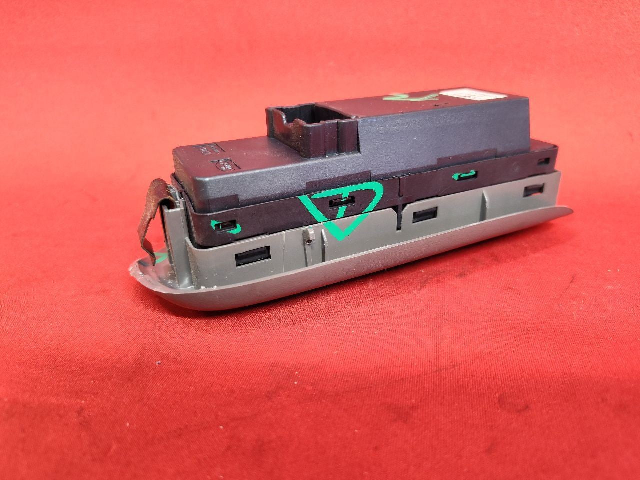2001 2002 Ford Escape FRONT LEFT DRIVER Door Master Window Lock Switch Graphite