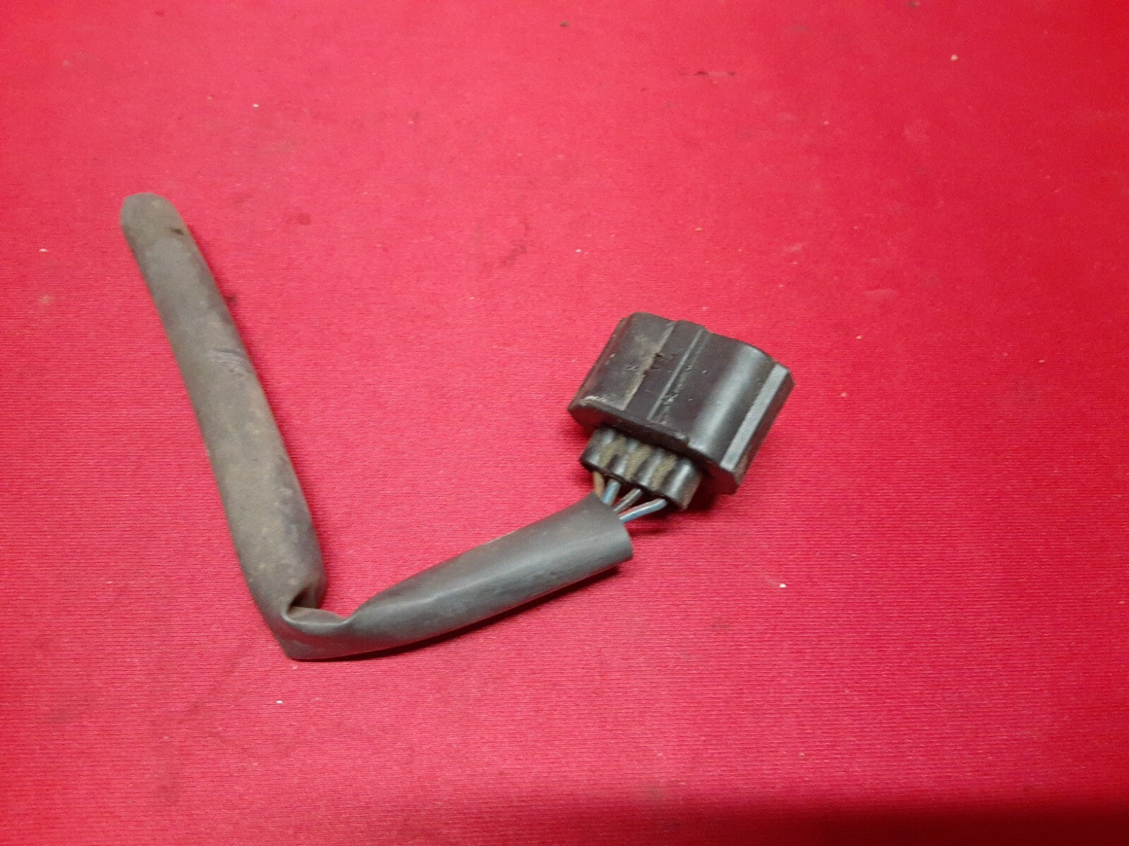 1992 1993 Lexus ES300 Toyota Camry 3.0L V6 A/T Throttle Body 22210-62090 PIGTAIL