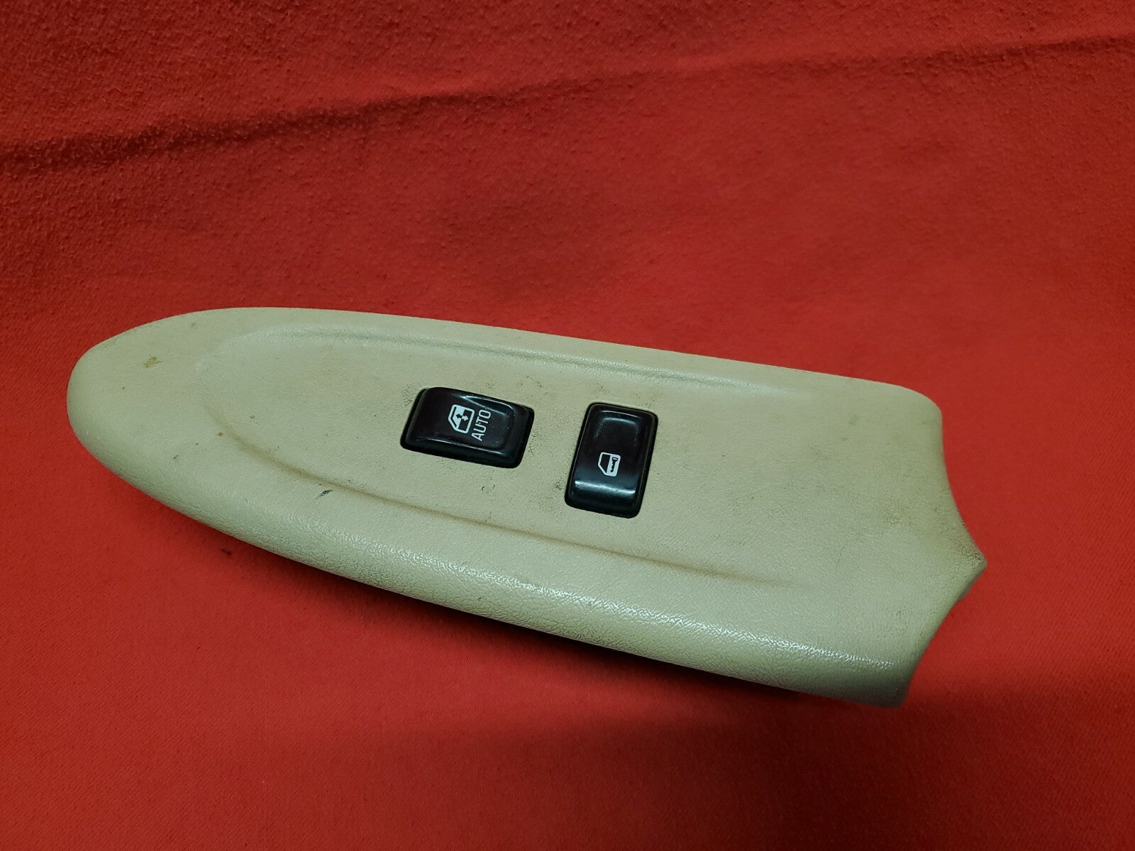 2005 2003 2004 2005 Chevrolet Chevy Trailblazer RIGHT FRONT Window Switch