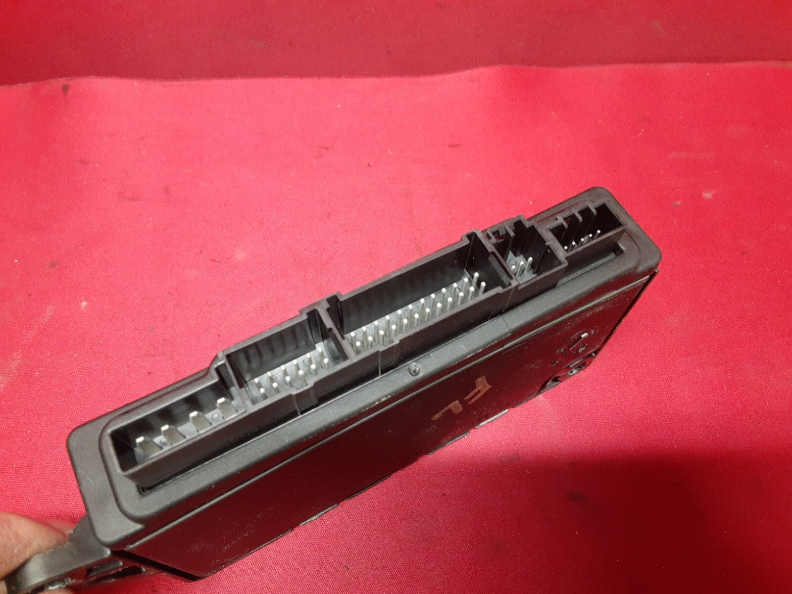 2006 2007 Cadillac CTS FRONT Left or Right Door Lock Control Module 15251258