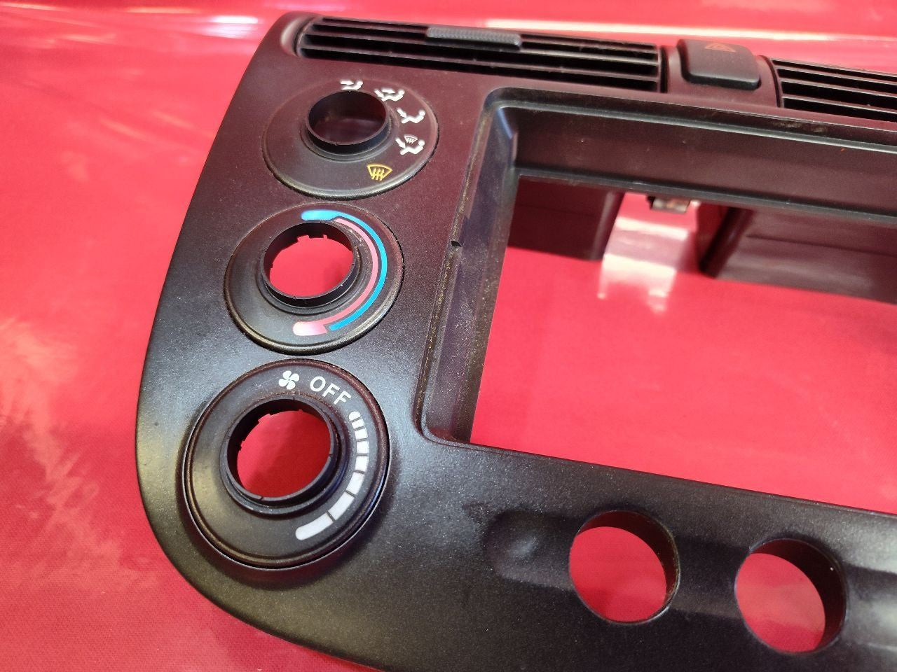 2001 2002 Honda Civic Coupe Radio Climate w/ A/C Air Vent Faceplate Bezel