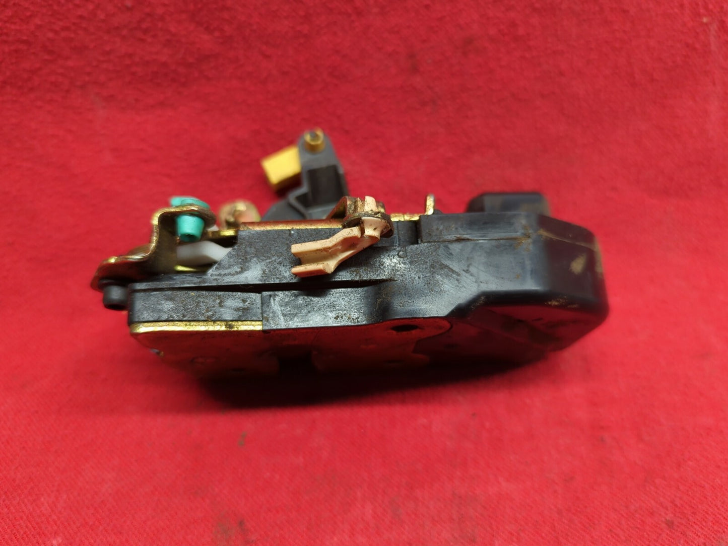 2004 2005 2006 2007 2008 2009 Dodge Chyrsler FRONT LEFT Door Lock Actuator